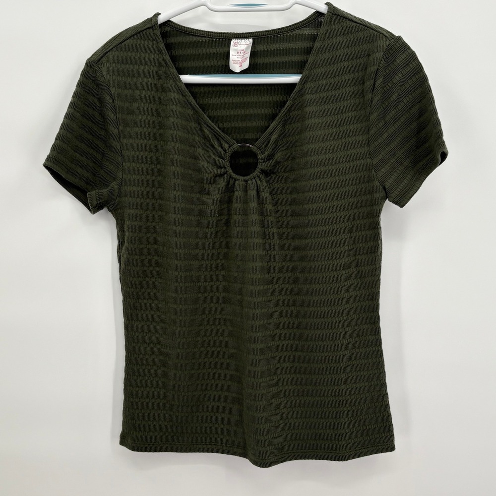 No Boundaries Womens Olive Green O-Ring V-Neck Textured Stripe Top Large 11-13